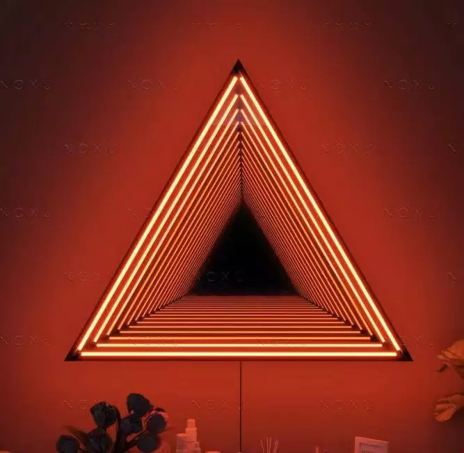 Infinite Triangle Mirror